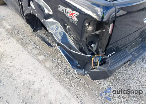 2022 Ford Ranger Xl z USA, uszkodzony, nr VIN 1FTER4FH2NLD30986